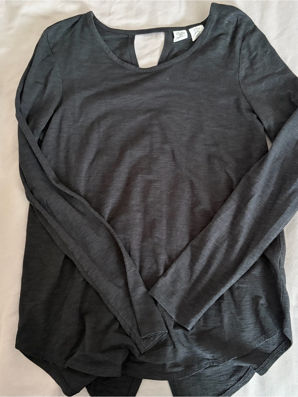 Classic Black Long-Sleeve Shirt - Lightweight Crewneck